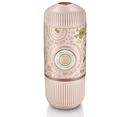 Wacaco Nanopresso Vakuum-Kaffeebereiter Dark Souls & Etui in Pink