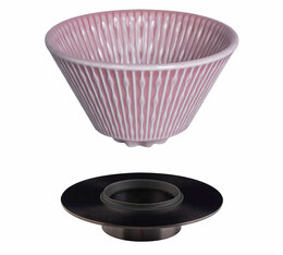 Loveramics Dripper - Dusty Pink-  puderrosa mit flachem Boden und Metallhalterung